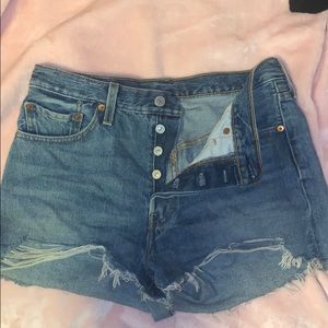 LEVIS Jean Shorts